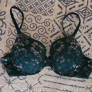 Victoria's Secret Body By Victoria Perfect Shape Lace Bra 36D Green